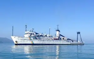 Navio oceanográfico Alpha Crucis, do Instituto Oceanográfico da USP